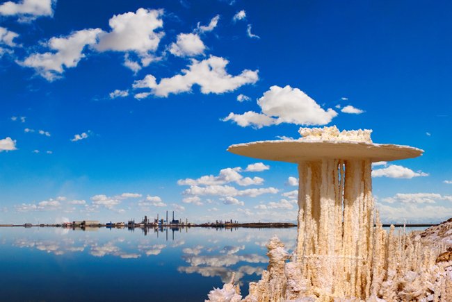 镜照碧霄 盐泽仙境 快来探寻察尔汗盐湖的高原奇景|盐湖_新浪财经_新