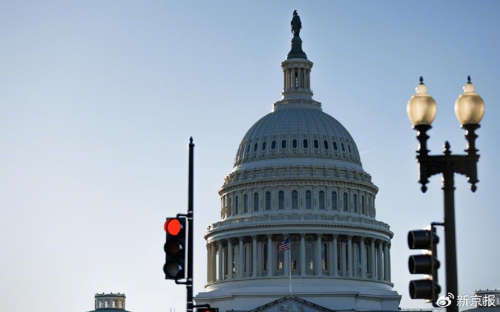 资料图:美国华盛顿的国会大厦.图/新华社