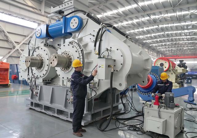 河北遵化:打造装备制造产业基地