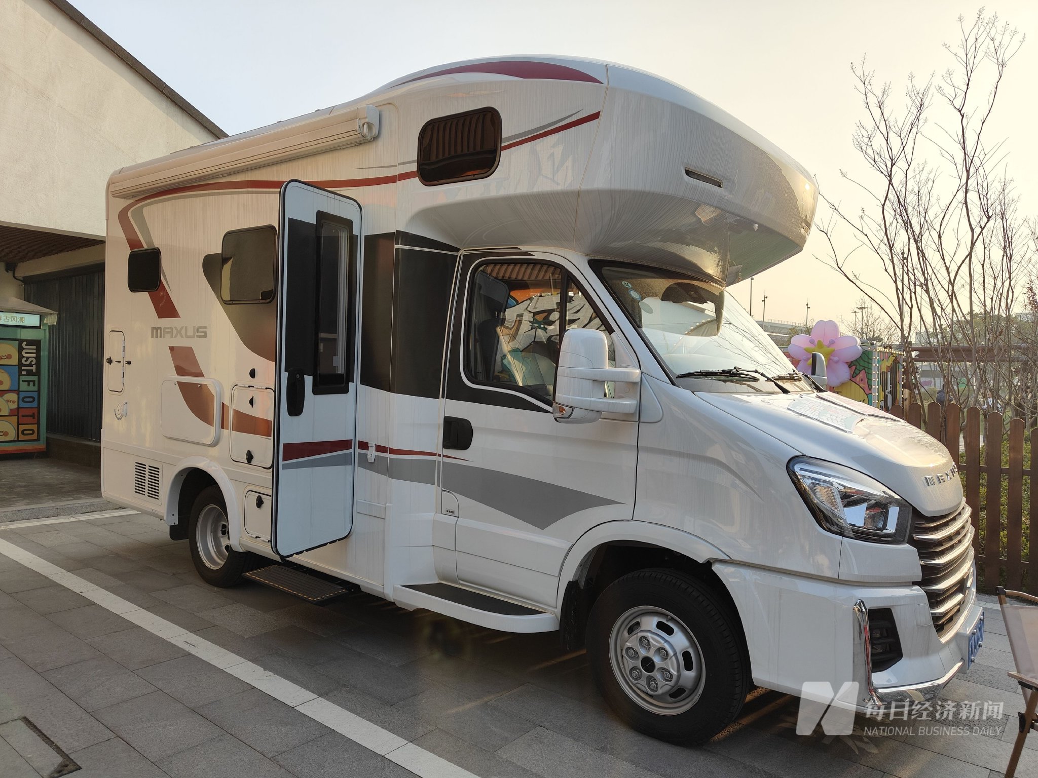 文旅产品待开发,消费认知需培育6868房车市场面临"内卷"挑战|房车