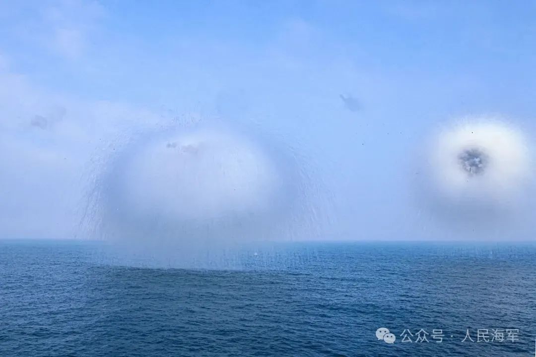 编队协同,雾海突击!_新浪财经_新浪网