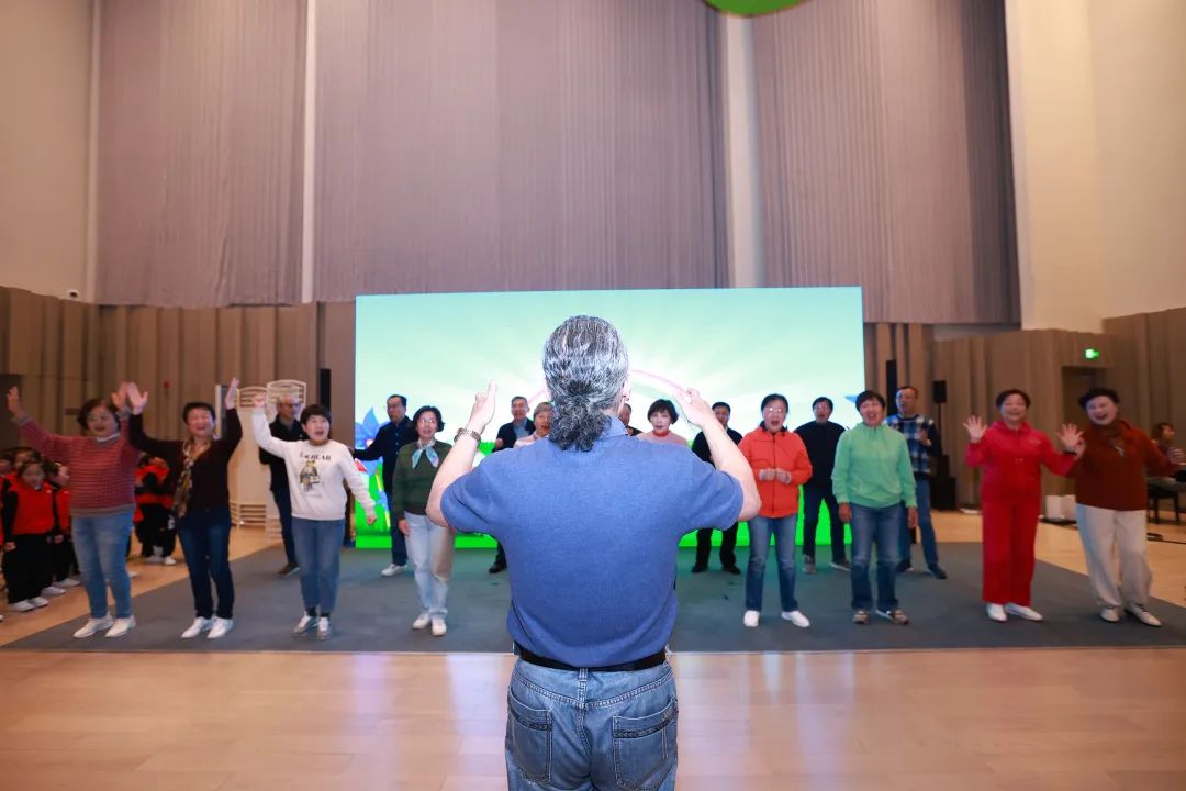 徐汇区域红色文化研学手册 发布会_徐汇区老干部局雷振辉_徐汇区老干部大学 春季学期 开学典礼