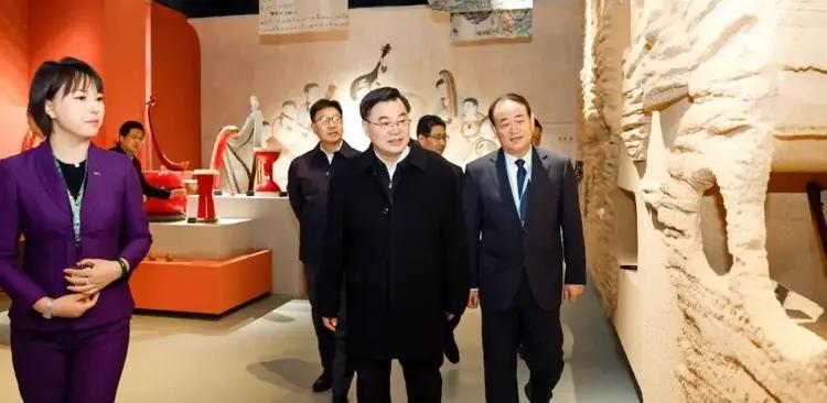 针对这款小吃,省委书记批示,市委书记主持推进会_新浪财经_新浪网