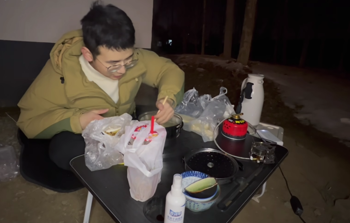 一个曾登上热搜的211文科硕士,裸辞自驾游中国|太阳_新浪财经_新浪网