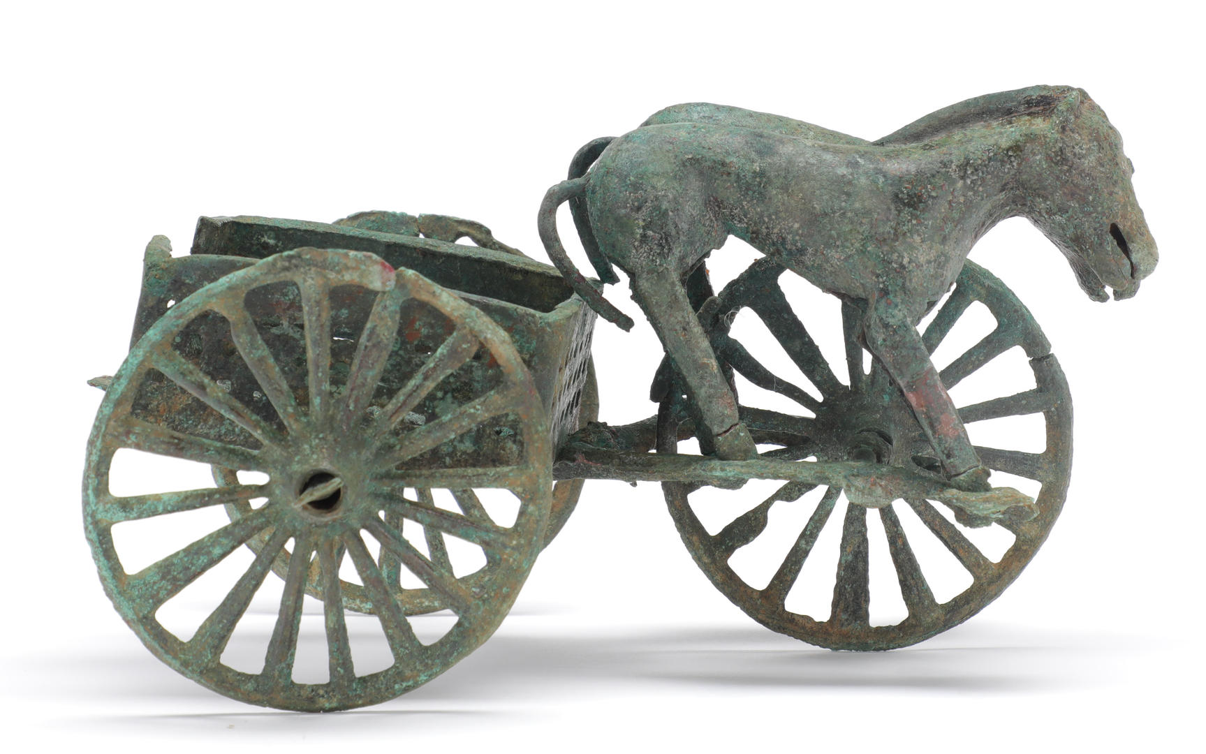 三轮青铜马车