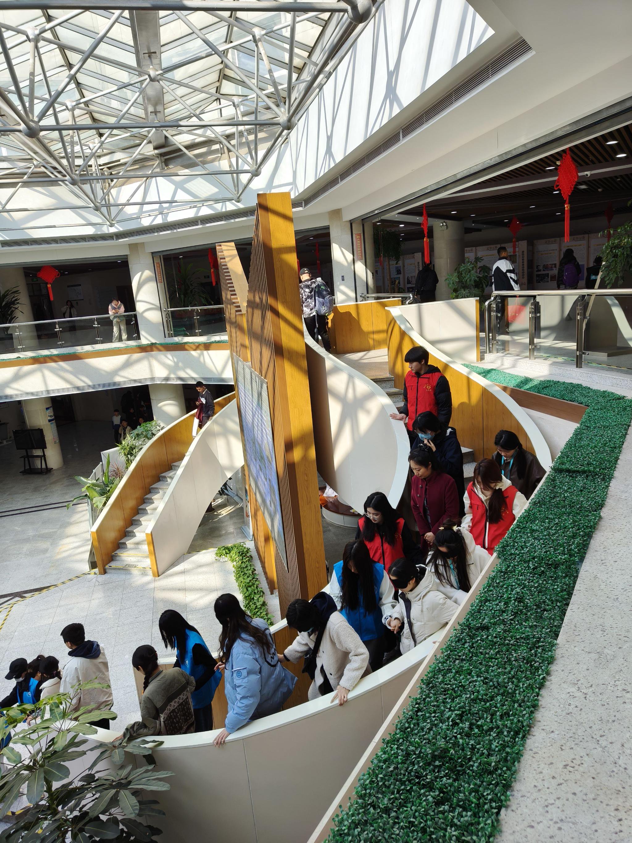 长春市图书馆举行2024文化助盲志愿者培训活动|志愿者_新浪财经_新浪