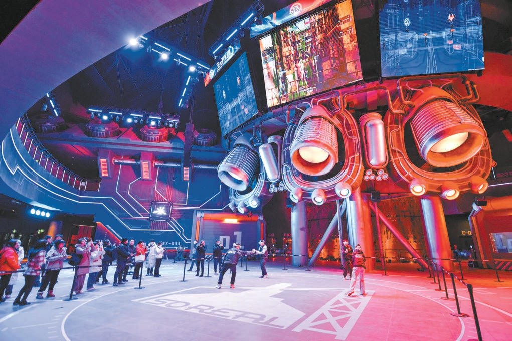 首钢一高炉soreal科幻乐园融合工业风格与未来科幻,人气爆棚.