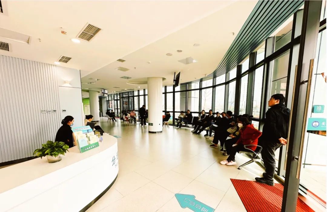 内镜清洗工作站是什么安徽理工大学第一附属医院南区：开诊一个月服务三万人次_https://www.jmylbn.com_新闻资讯_第18张