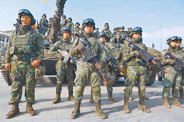 台北"宪兵营"被爆由5600人扩编至10600人