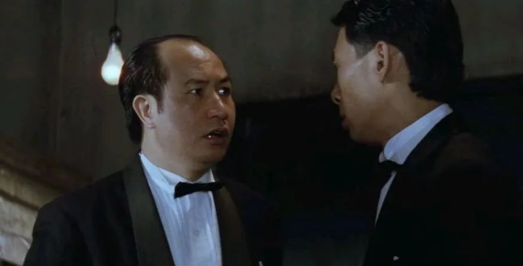 陈狄克与太太育有一个女儿,他曾为了养家,与很多tvb绿叶演员一样转行