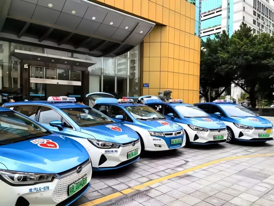 48分获评深圳巡游出租车企业服务排名第一名,滴滴出行以80.