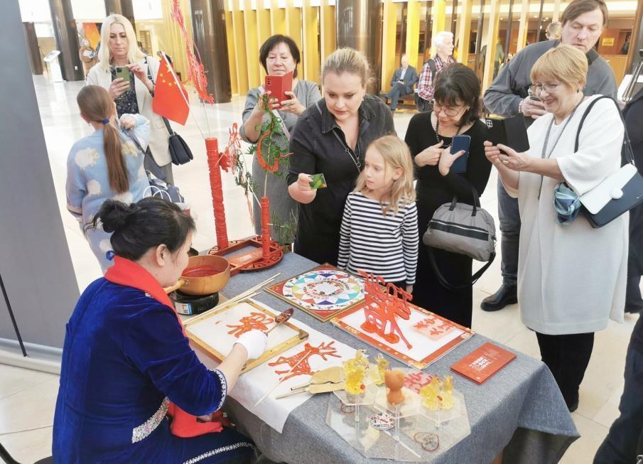 "非遗 " 把辽宁故事讲给世界|非遗_新浪财经_新浪网