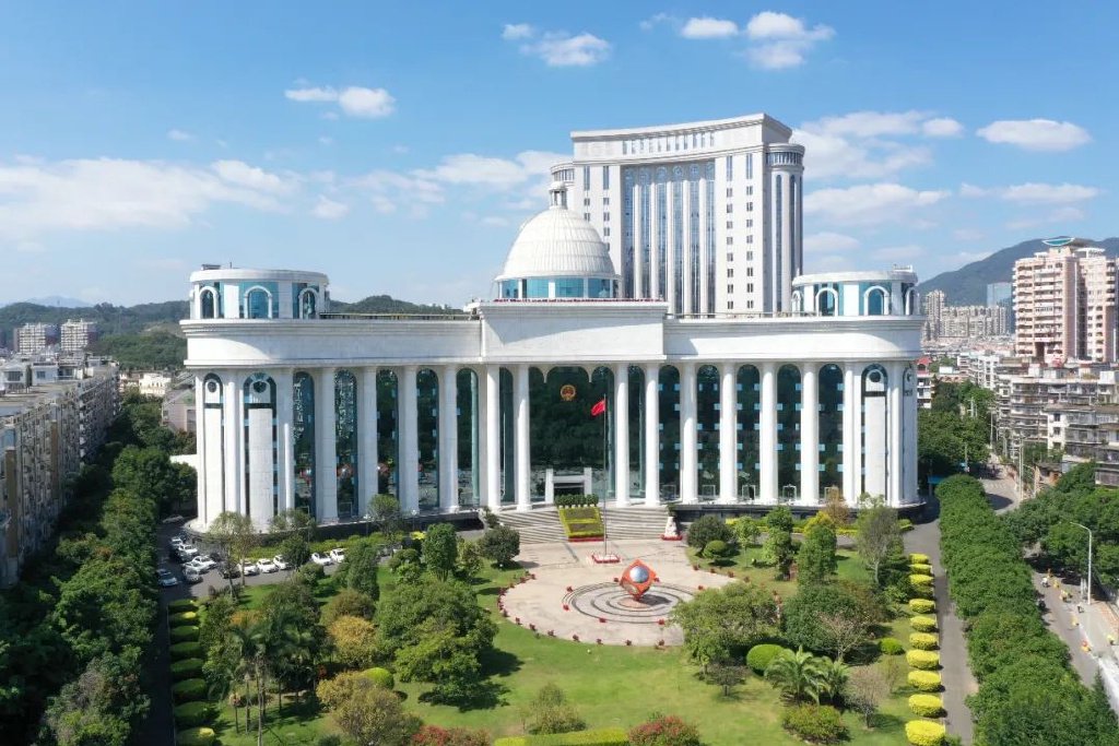 福建省高级人民法院外景