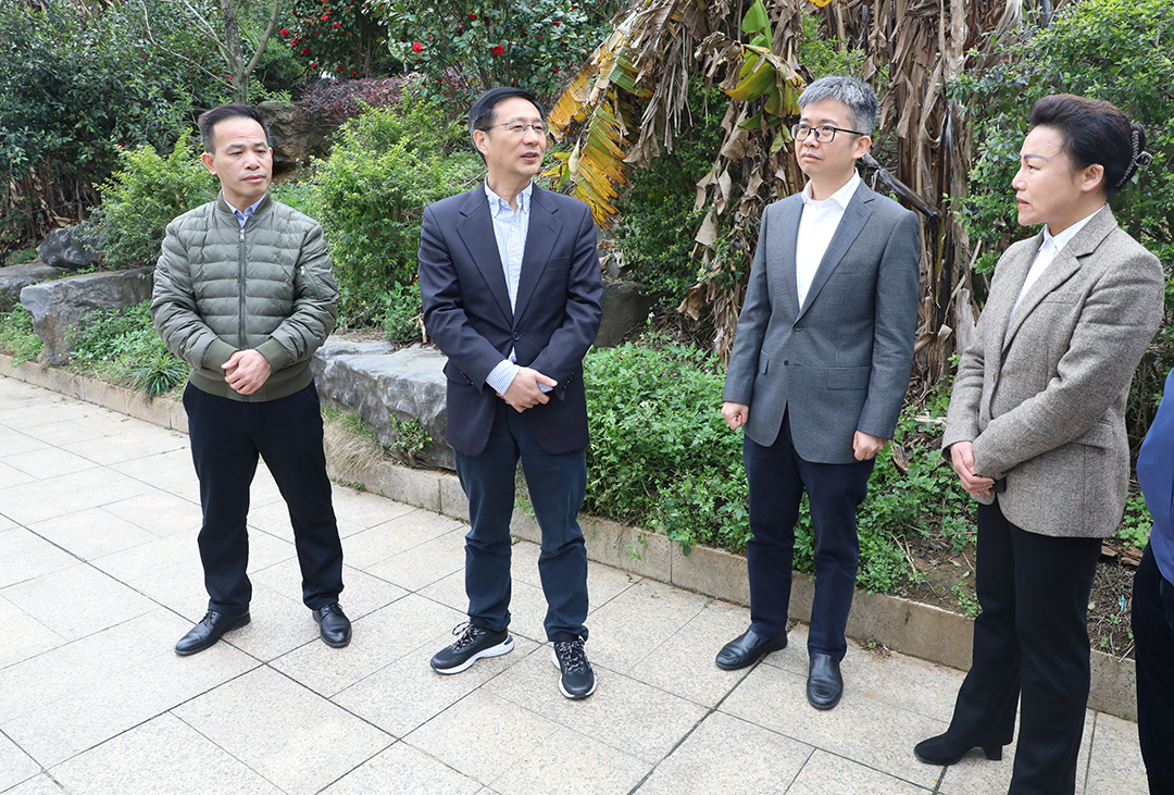 李杰云:压实河湖长制责任提升水环境质量 做好防汛