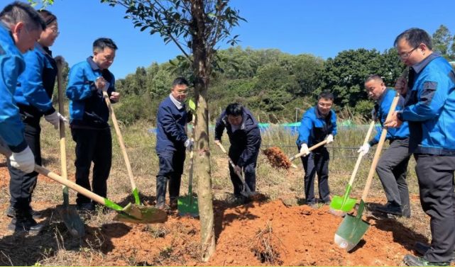 除此之外,广州环投集团下属环服公司,环投设备公司,设计研究院,环投
