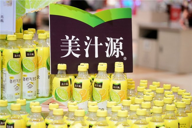 (图:美汁源香柠气泡饮产品)