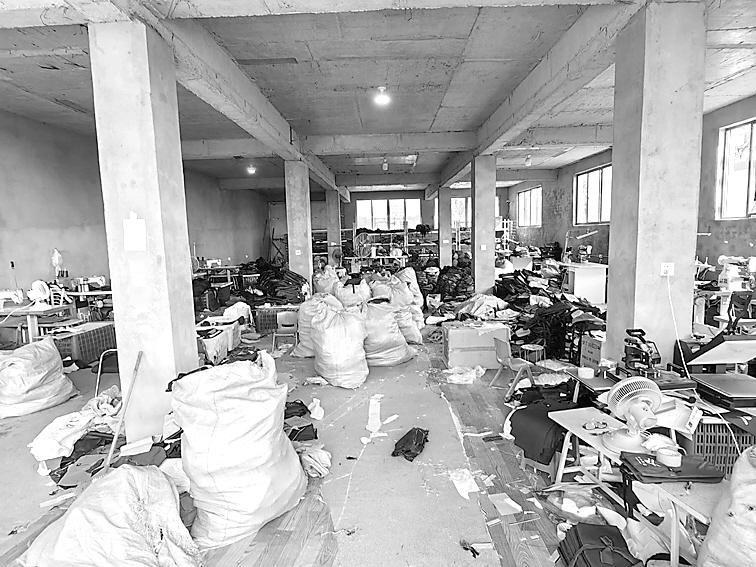 磁县警方打掉一跨区域假冒背包团伙_新浪财经_新浪网