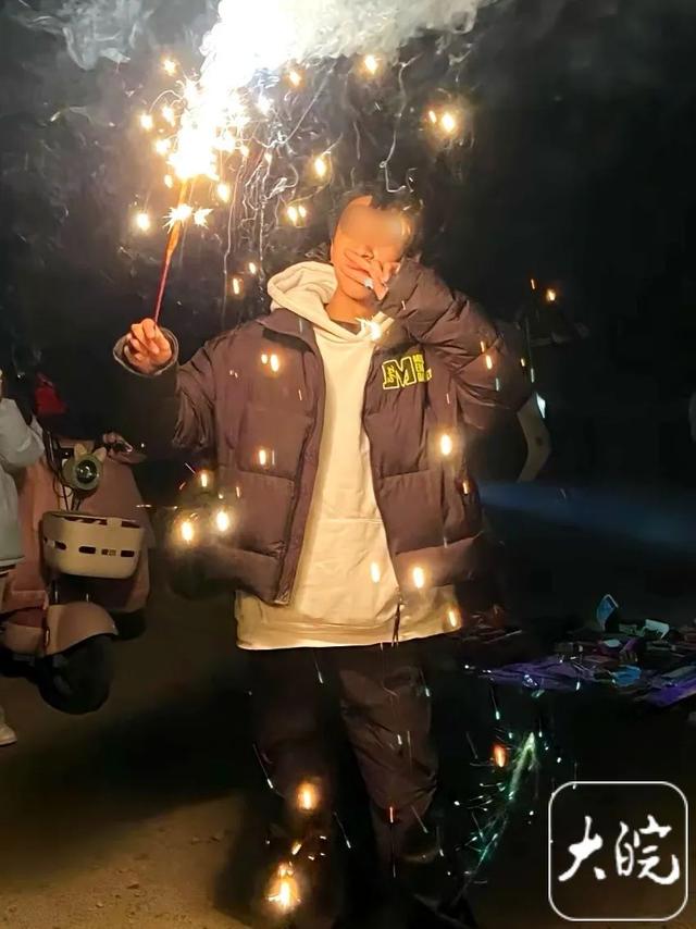 跳水救人牺牲的李政(受访者供图)