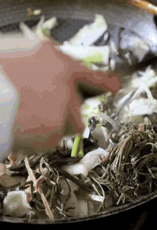 各式干菜，极大丰富了甘谷烩菜的食材。来源/寻味甘谷