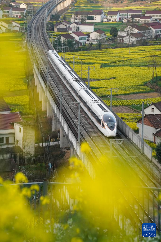 开往春天的列车|列车_新浪财经_新浪网