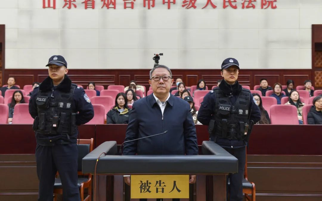 被控受贿超3亿元,青岛市人大常委会原副主任张锡君受审