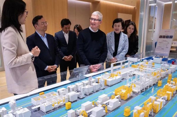 比亚迪集团执行副总裁,比亚迪电子(国际)有限公司ceo王念强现身上海