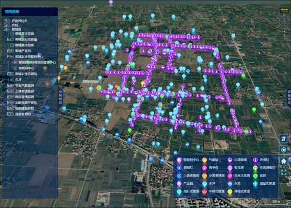 在河南郸城县高标准农田示范区的卫星图片上,显示着监测情况.