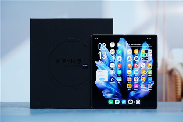  The first Snapdragon 8 Gen3 folding screen! Vivo X Fold3