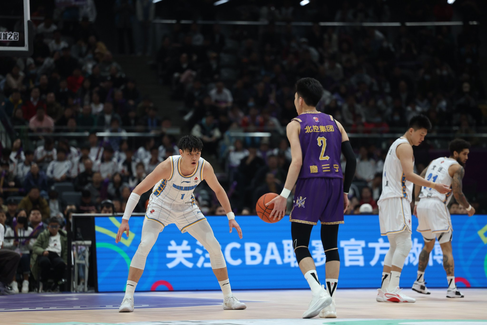 四场德比平分秋色,北京兄弟季后赛形势向好|男篮_新浪财经_新浪网