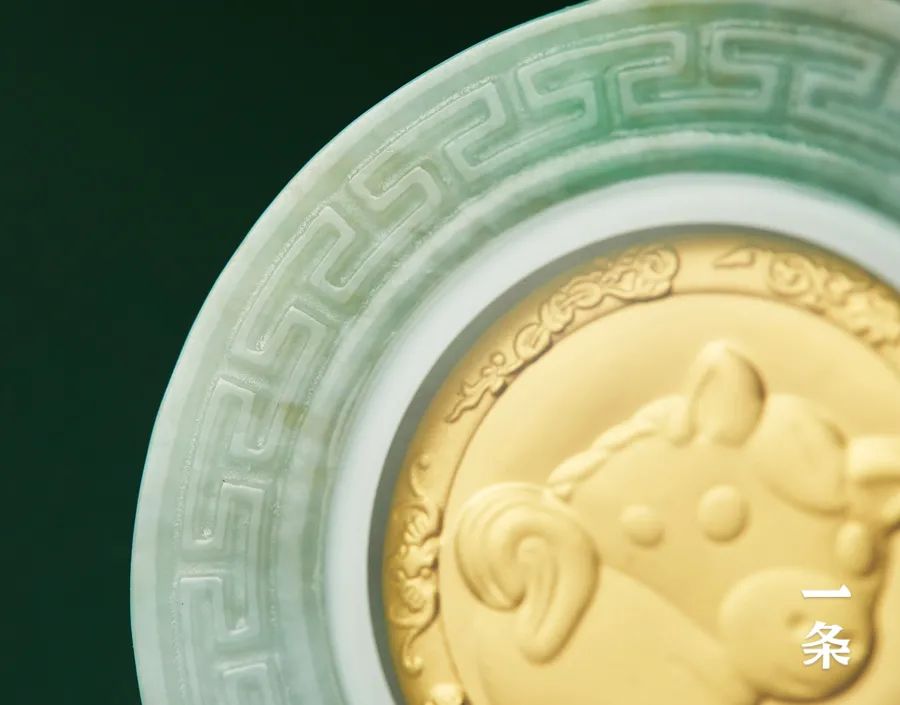 足金翡翠打造的十二生肖,非遗大师监制,满载祝福_新浪