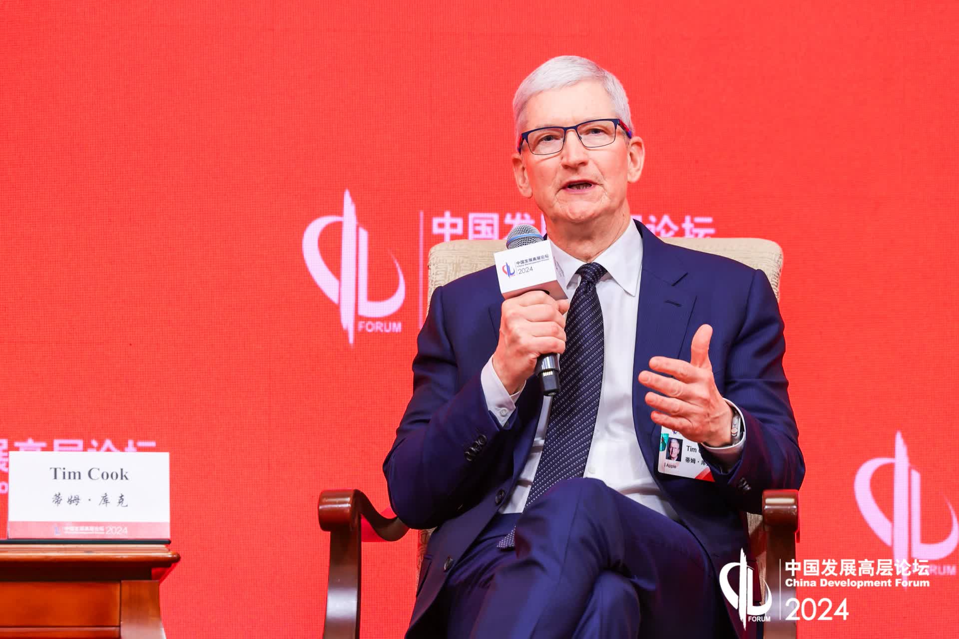 蒂姆·库克点赞中国供应商:积极进取,热爱挑战