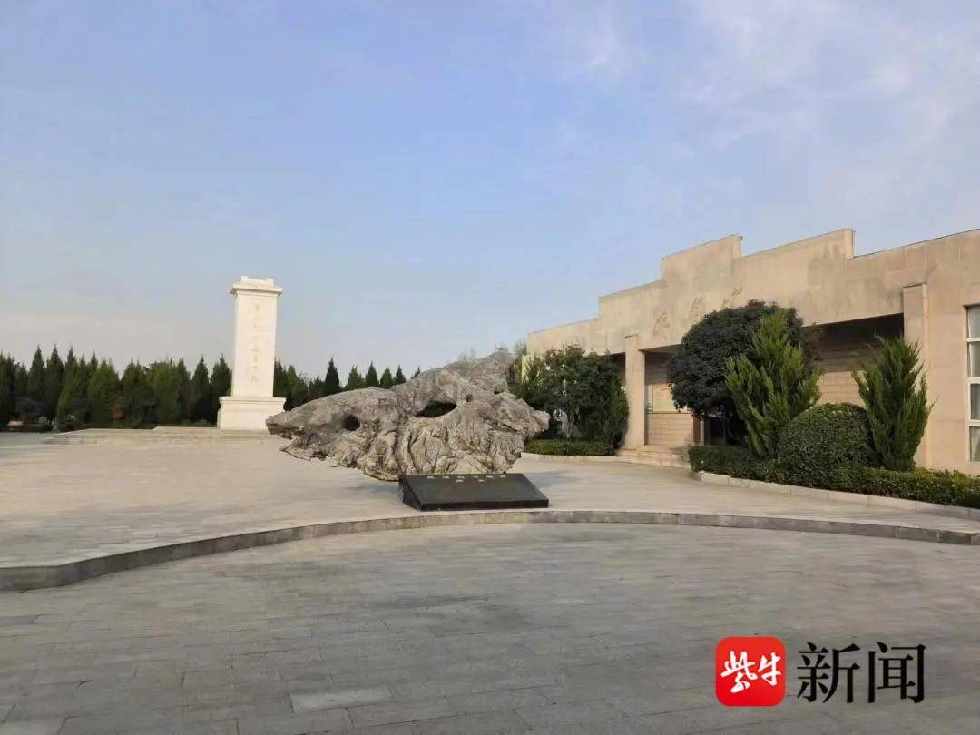 父子两代接力守护无名烈士墓园|清明节_新浪财经_新浪网