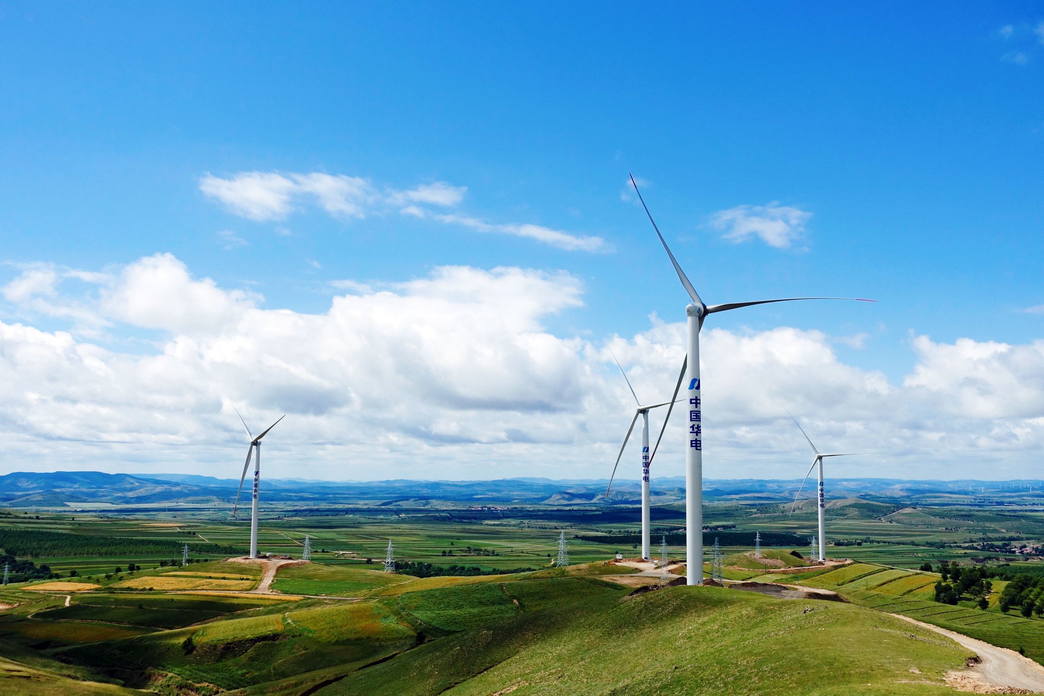 中国华电实习生有五险一金吗？