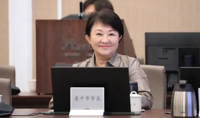 岛内民调:"六都"市长满意度出炉 卢秀燕满意度破7成夺冠_新浪财经