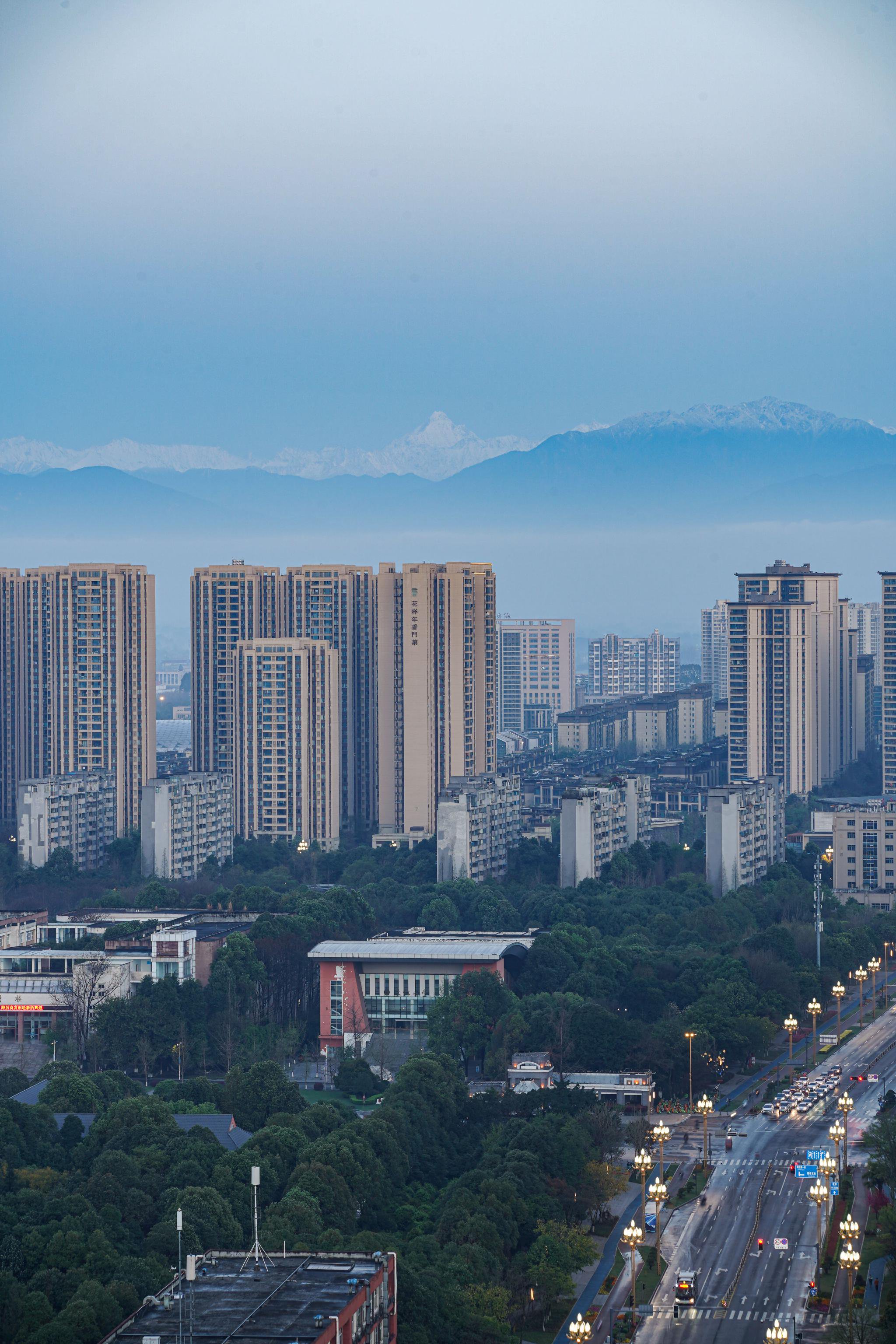 今早成都人的朋友圈太浪漫