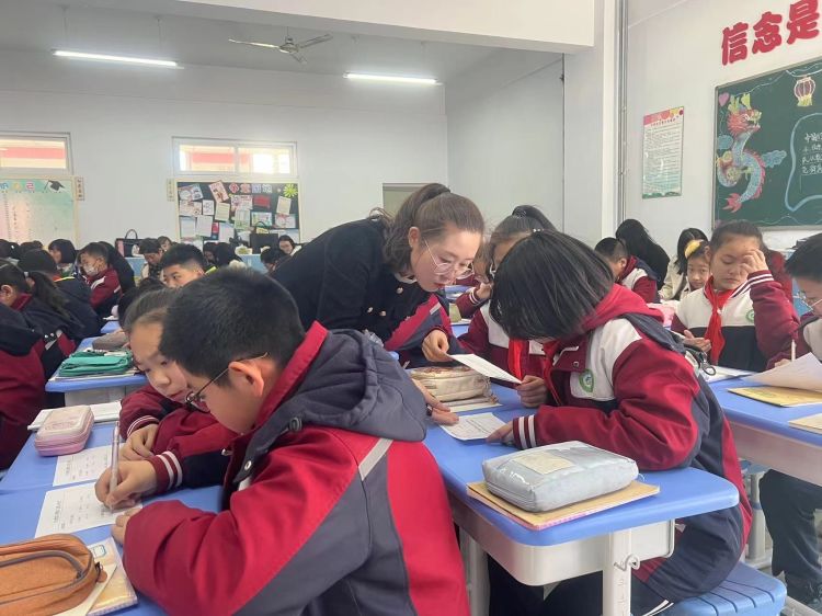 张家口市桥西区逸夫回族小学,赤城样田中心小学,经开第二小学开展三校