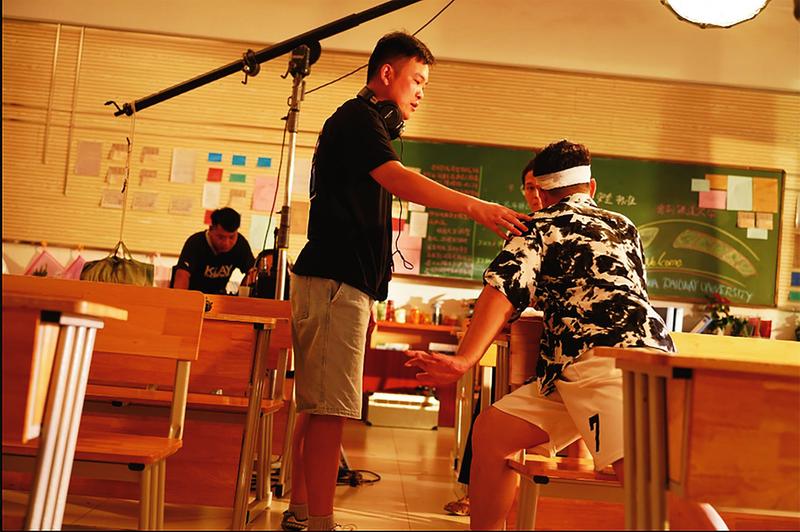 &nbsp;&nbsp;&nbsp;&nbsp;正在片场的短剧剧组(受访者供图)