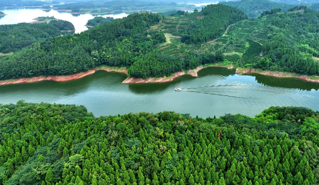 四川:以县域为单元推进城乡水务一体化|四川省_新浪财经_新浪网