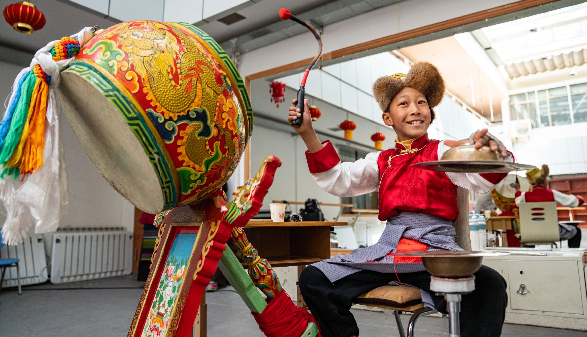 中国故事|阿吉拉姆的"少年派"_新浪财经_新浪网