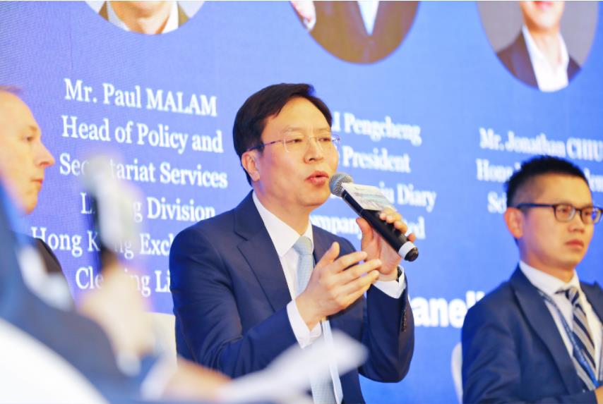 蒙牛李鹏程:积极应对气候变化 引领中国乳业迈向低碳未来|香港_新浪