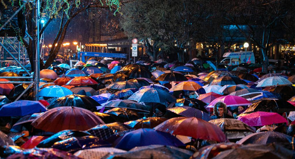 2003年2月,南联盟更名为塞尔维亚和黑山(塞黑).