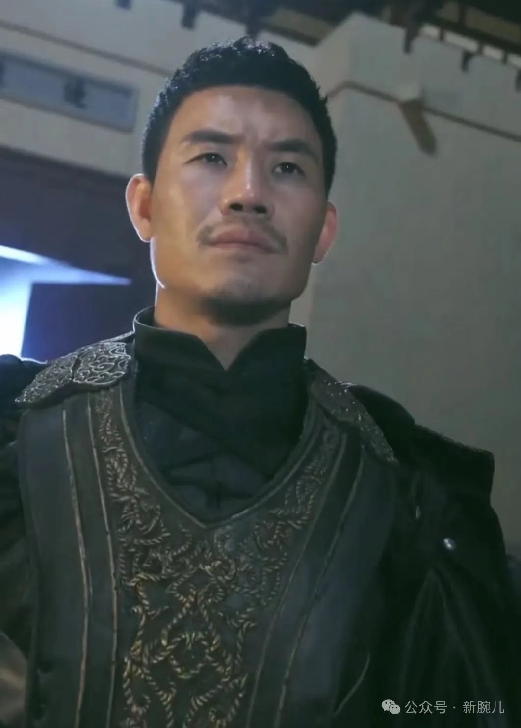 隐龙归来众神殿殿主