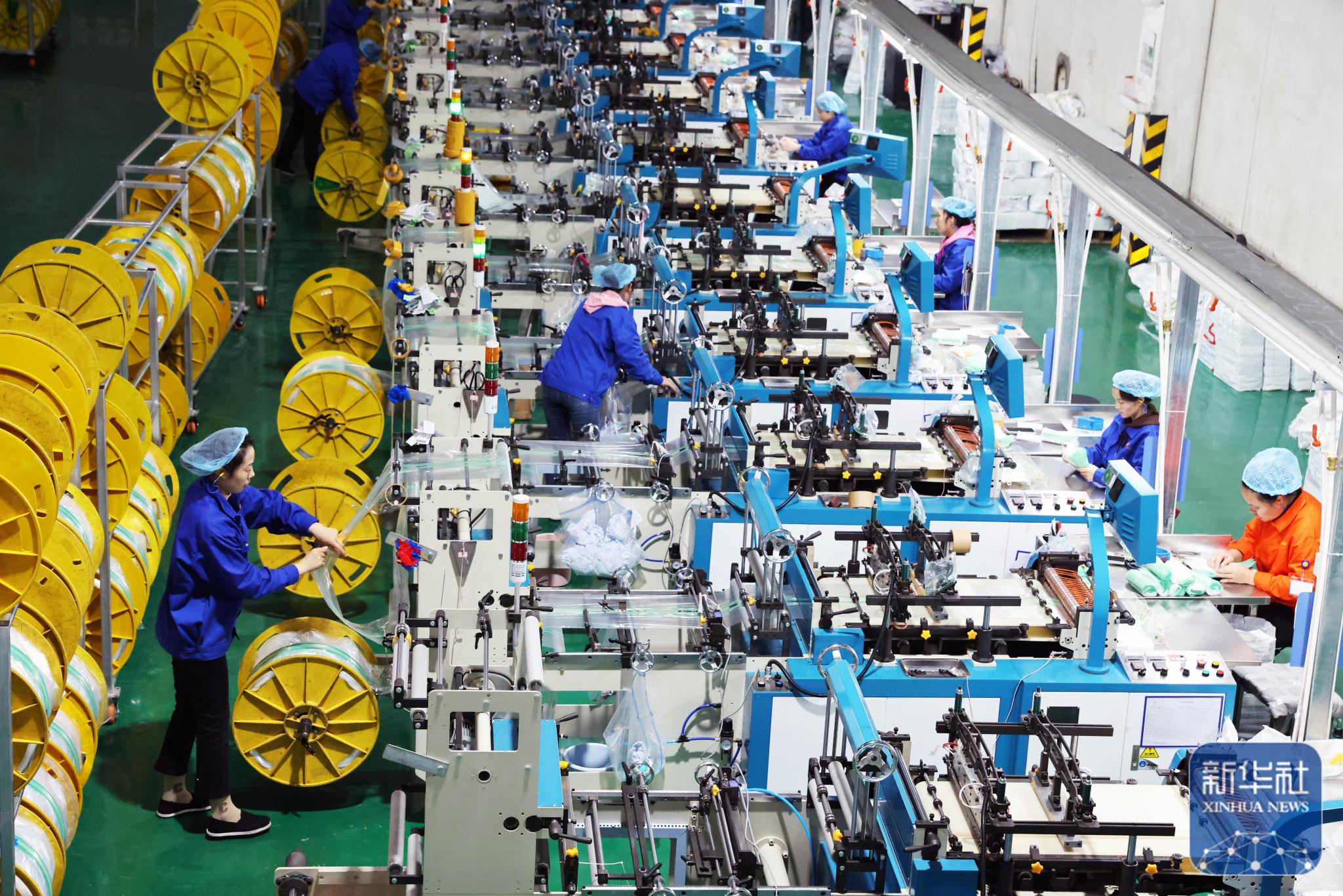 企业生产忙 冲刺"开门红"