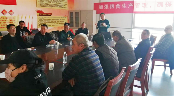 科技赋能:天津滨海新区胡家园街道办事处邀请专家助力农业新质生产力