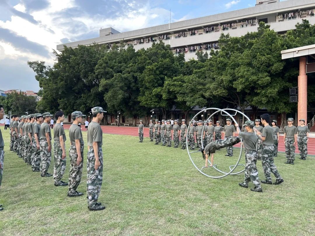 莘村中学 高中部图片