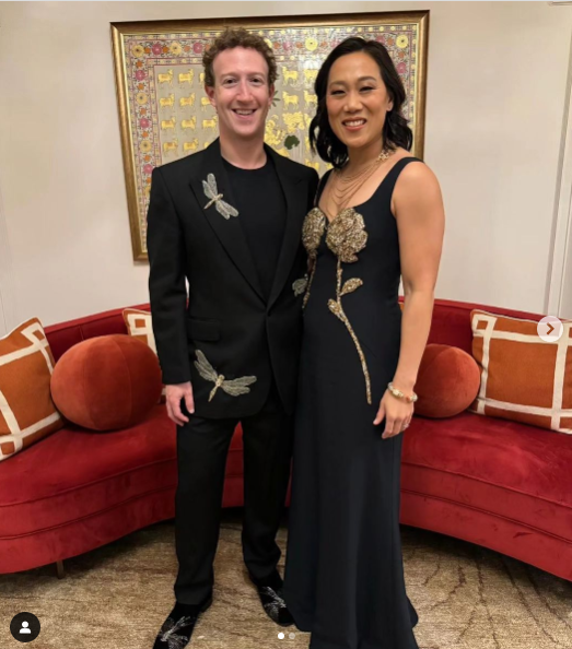 扎克伯格与黄仁勋罕见同框 两人互换外套引热议-博客名人的专栏