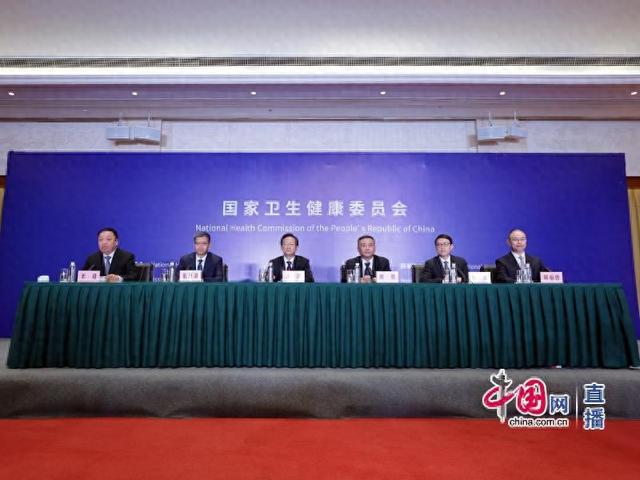 国家卫健委:以人员下沉为核心,全面推开紧密型医共体建设|新冠肺炎_新