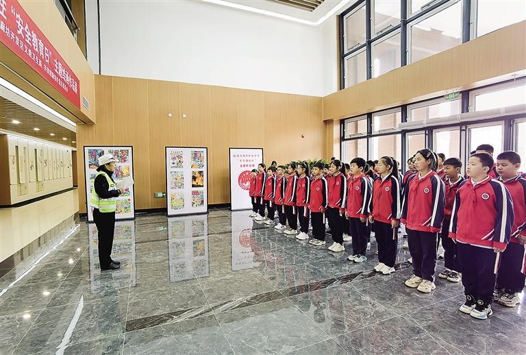 廊坊开发区举办中小学生 "安全教育日"主题作品征集展