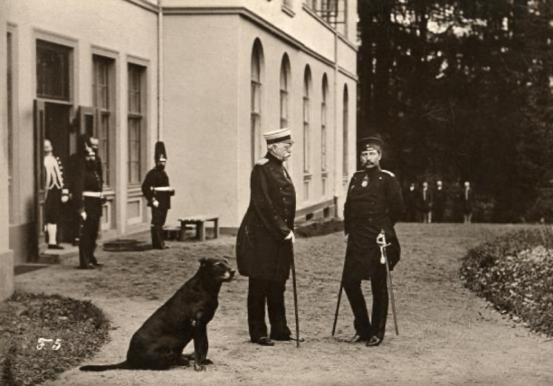 1890年，俾斯麦与威廉二世。