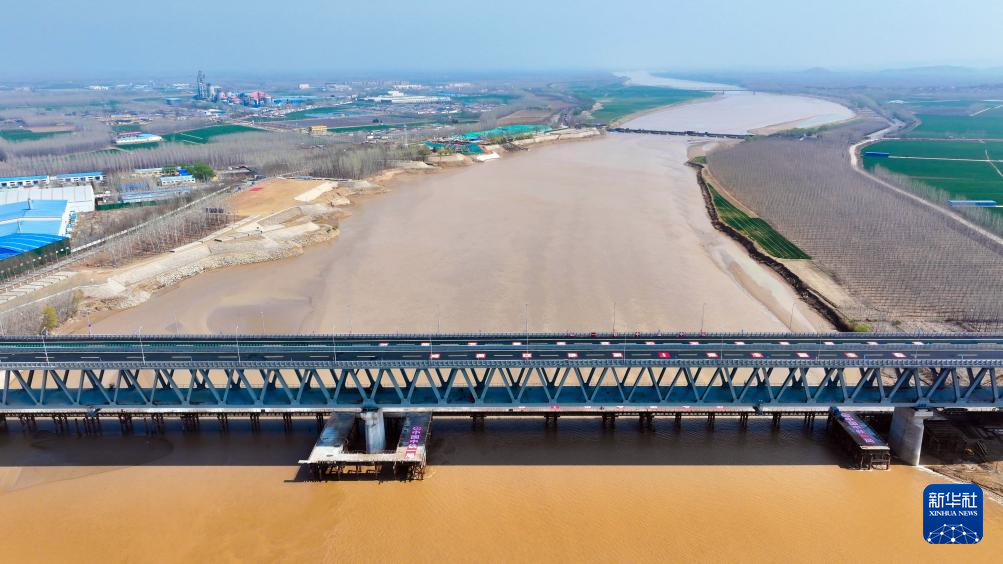 建邦聊泰黄河公铁大桥正式通车